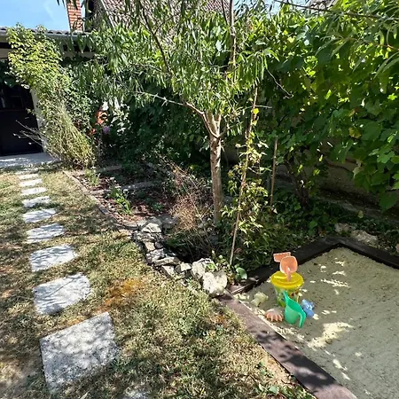 Appartement Ciprus Apartmanhaz *