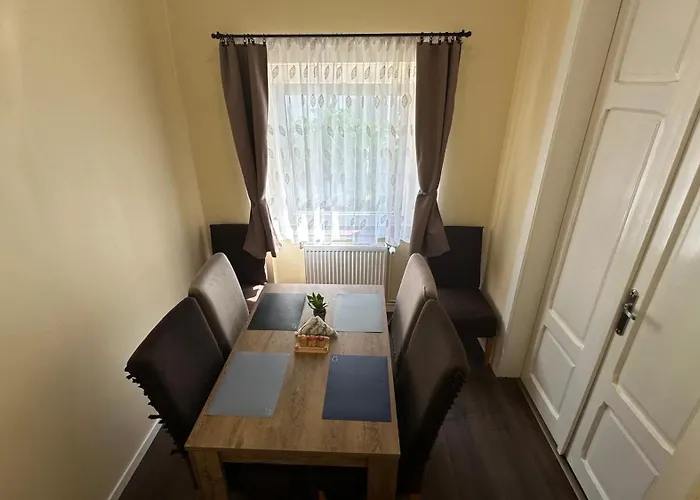 Ciprus Apartmanhaz Tapolca